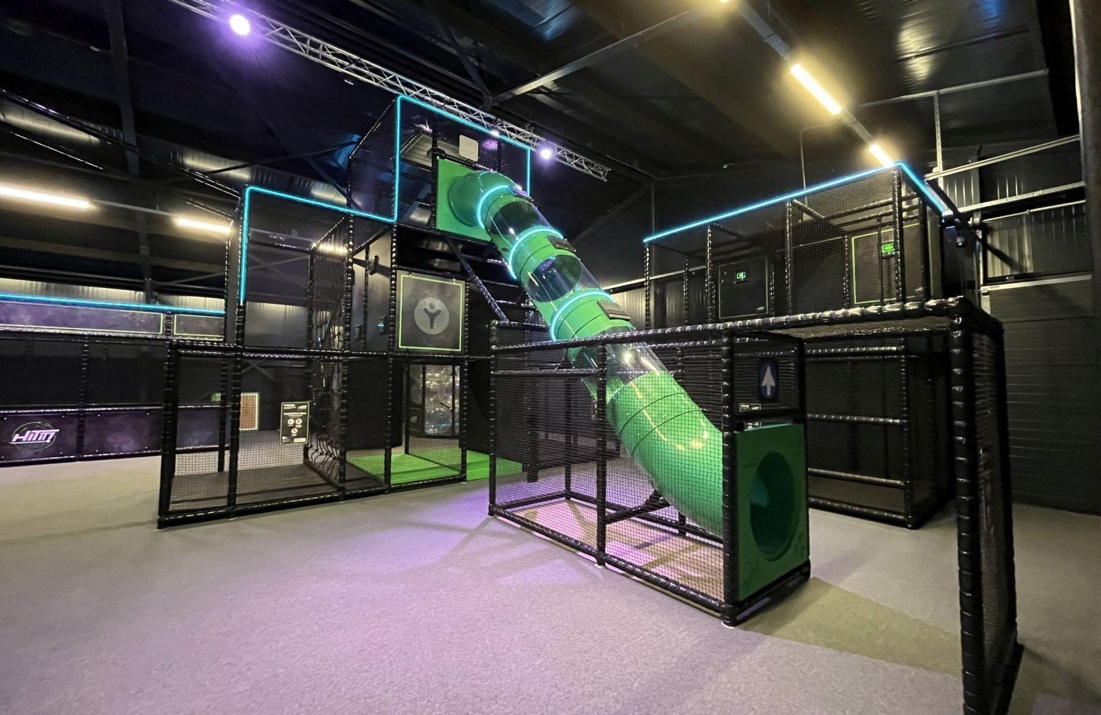 Hit arena jonas end e walvis 19