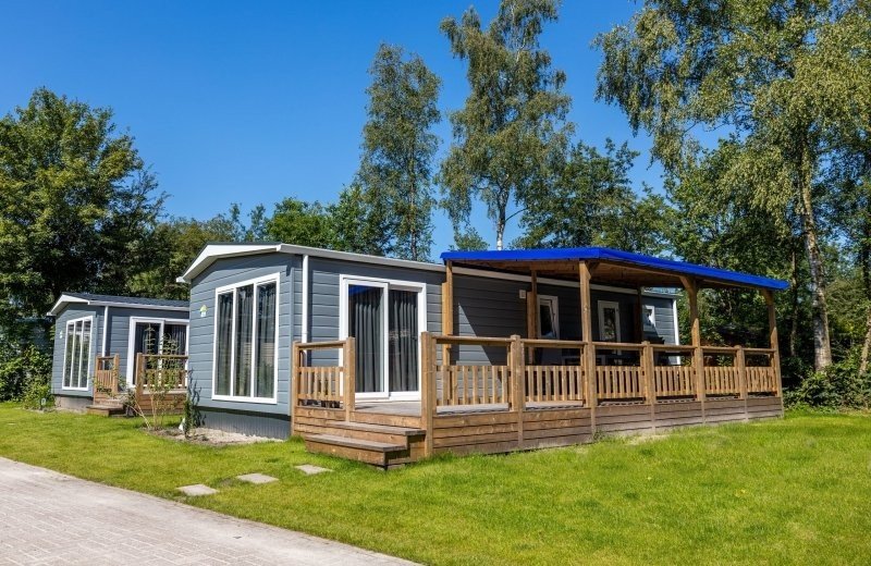 Bergumermeer Lodge (4-person)